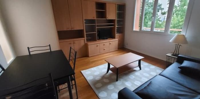 Image 1 sur 6 - Appartement  ·  Location · Lyon (69003) · 2 pièces · 49m²