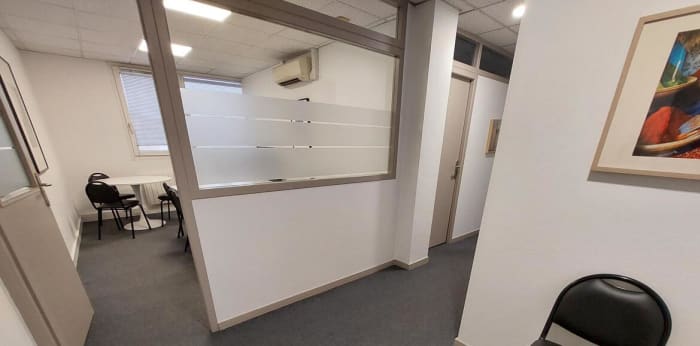 Image 4 sur 5 - Bureaux  ·  Location · Pau (64000) · 19m²