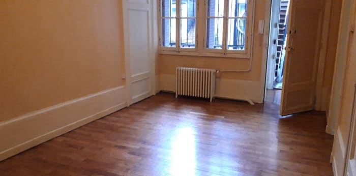 Image 5 sur 6 - Appartement  ·  Location · Besancon (25000) · 4 pièces · 131m²