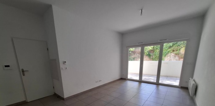 Image 9 sur 15 - Appartement  ·  Location · Marseille (13012) · 3 pièces · 55m²