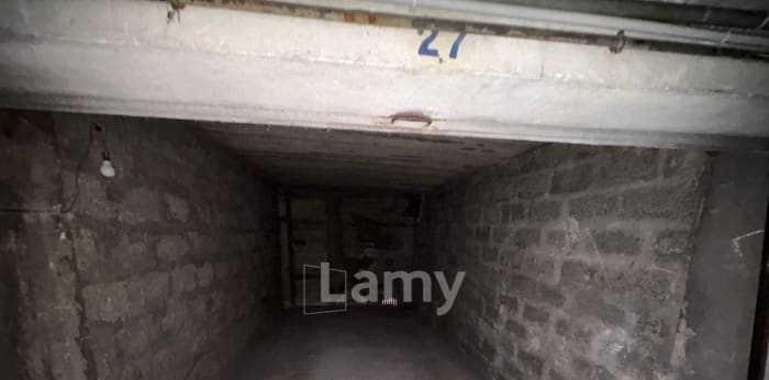 Image 3 sur 6 - Parking/box  ·  Location · Grenoble (38000) · 15m²