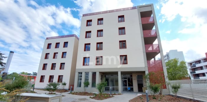 Image 4 sur 10 - Appartement  ·  Location · St Fons (69190) · 4 pièces · 94m²