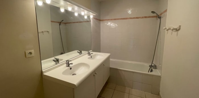 Image 5 sur 8 - Appartement  ·  Location · Rumilly (74150) · 4 pièces · 84m²