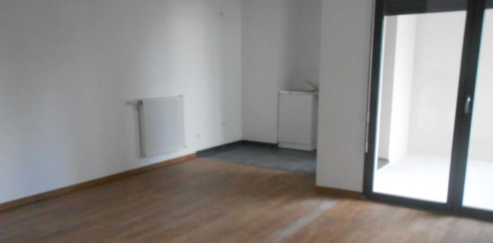 Image 2 sur 3 - Appartement  ·  Location · Bordeaux (33300) · 2 pièces · 45m²