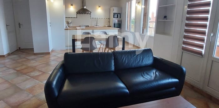 Image 1 sur 8 - Appartement  ·  Location · Vitry Sur Seine (94400) · 5 pièces · 81m²