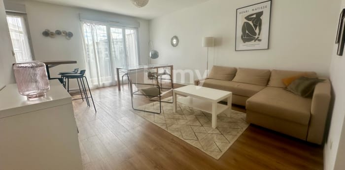 Image 5 sur 7 - Appartement  ·  Location · Lyon 07 (69007) · 2 pièces · 49m²