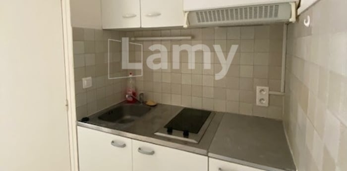 Image 9 sur 12 - Appartement  ·  Location · Bordeaux (33000) · 1 pièce · 28m²