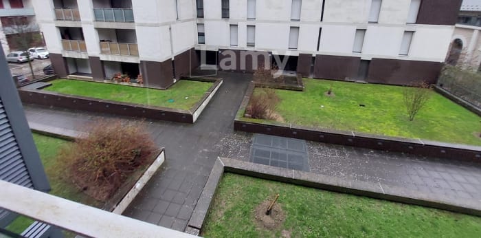 Image 6 sur 12 - Appartement  ·  Location · Grenoble (38000) · 3 pièces · 67m²