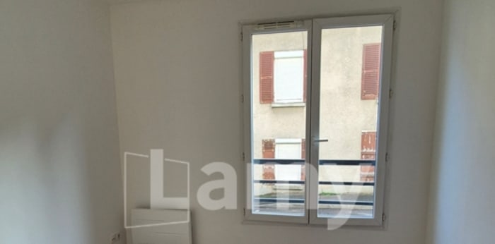 Image 6 sur 8 - Appartement  ·  Location · Sarcelles (95200) · 2 pièces · 33m²