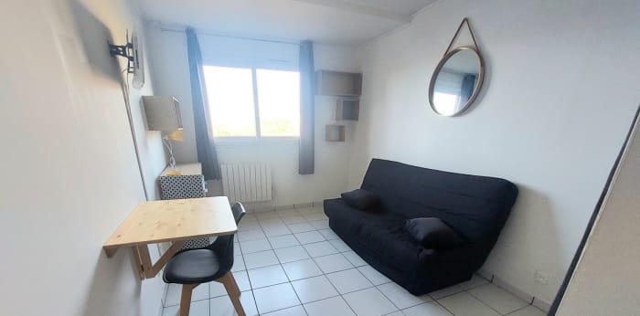 Image 4 sur 9 - Appartement  ·  Location · Aix En Provence (13090) · 1 pièce · 17m²