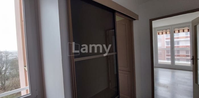 Image 7 sur 12 - Appartement  ·  Location · Vesoul (70000) · 2 pièces · 50m²