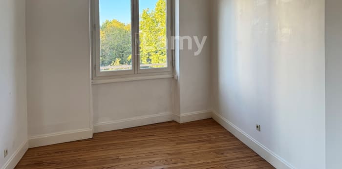 Image 8 sur 12 - Appartement  ·  Location · Clermont Ferrand (63000) · 4 pièces · 88m²