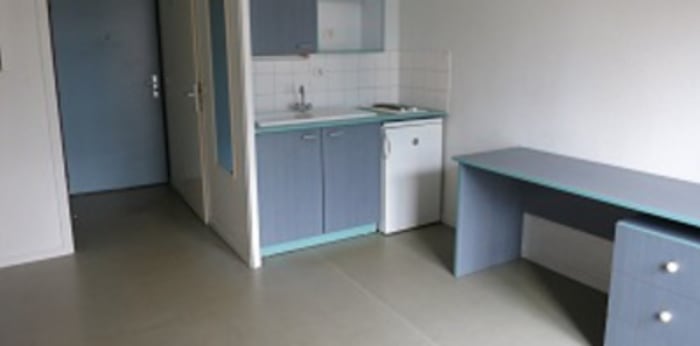 Image 2 sur 4 - Appartement  ·  Location · Lille (59800) · 1 pièce · 19m²