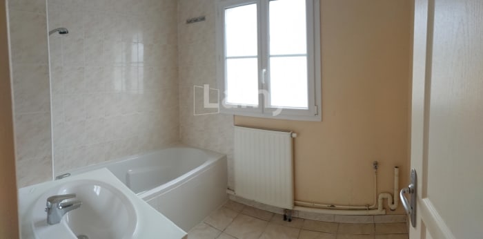 Image 5 sur 8 - Maison/villa  ·  Location · Nancy (54000) · 4 pièces · 93m²