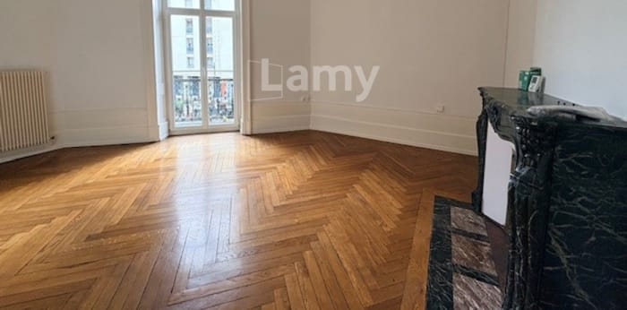 Image 5 sur 15 - Appartement  ·  Location · Besancon (25000) · 4 pièces · 113m²