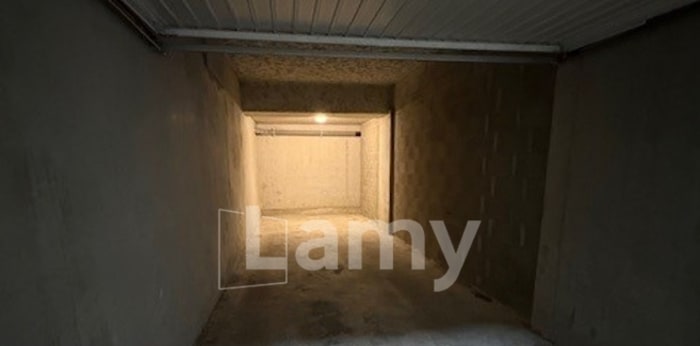 Image 3 sur 3 - Parking/box  ·  Location · Tassin La Demi Lune (69160) · 12m²