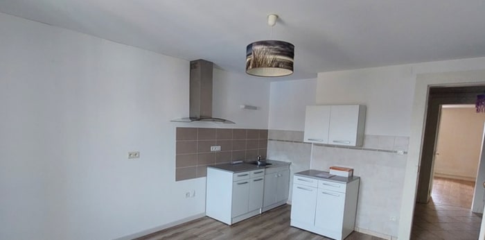 Image 2 sur 4 - Appartement  ·  Location · Chatenois Les Forges (90700) · 50m²