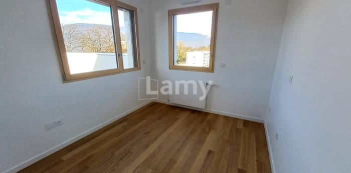 Image 4 sur 9 - Appartement  ·  Location · Chambery (73000) · 3 pièces · 74m²