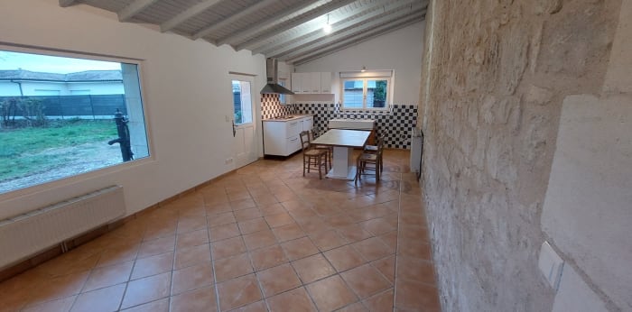 Image 4 sur 6 - Maison/villa  ·  Location · Villegouge (33141) · 3 pièces · 74m²
