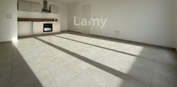 Image 1 sur 11 - Appartement  ·  Location · Valence (26000) · 4 pièces · 85m²