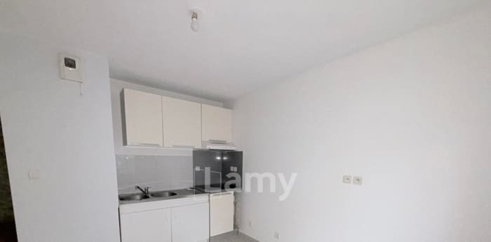 Image 4 sur 11 - Appartement  ·  Location · St Etienne (42000) · 2 pièces · 44m²