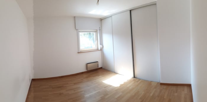 Image 4 sur 8 - Appartement  ·  Location · Tourcoing (59200) · 4 pièces · 137m²