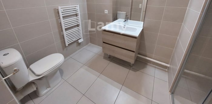 Image 5 sur 7 - Appartement  ·  Location · Mont De Marsan (40000) · 1 pièce · 27m²