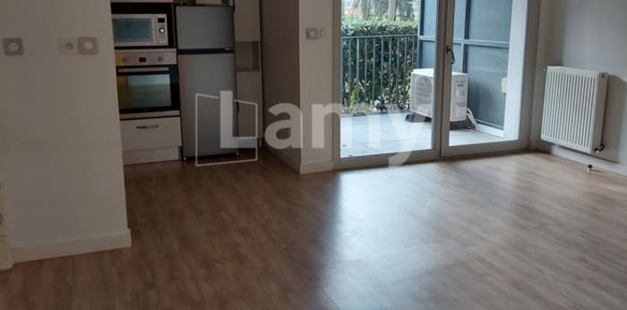 Image 4 sur 14 - Appartement  ·  Location · Rillieux La Pape (69140) · 2 pièces · 43m²