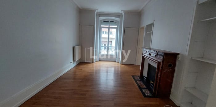 Image 7 sur 11 - Appartement  ·  Location · Grenoble (38000) · 5 pièces · 109m²