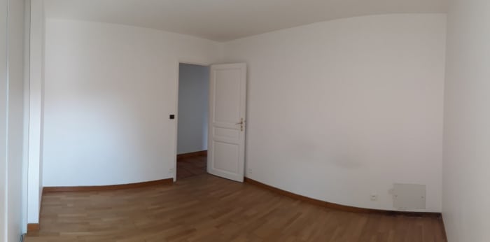 Image 5 sur 8 - Appartement  ·  Location · Tourcoing (59200) · 4 pièces · 137m²