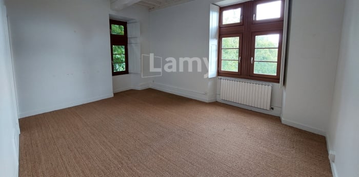 Image 9 sur 12 - Maison/villa  ·  Location · Meylan (38240) · 5 pièces · 159m²