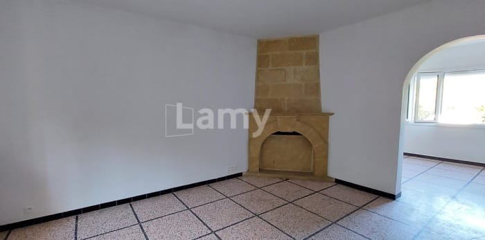 Image 4 sur 11 - Appartement  ·  Location · Ales (30100) · 3 pièces · 60m²