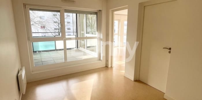 Image 6 sur 7 - Appartement  ·  Location · La Rochelle (17000) · 2 pièces · 47m²