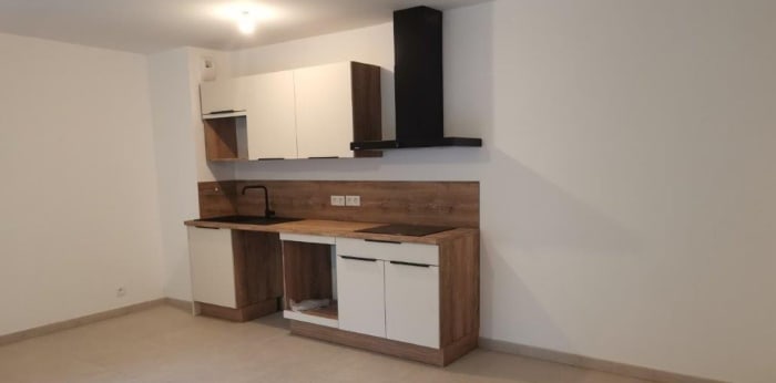 Image 1 sur 8 - Appartement  ·  Location · Cogolin (83310) · 3 pièces · 63m²