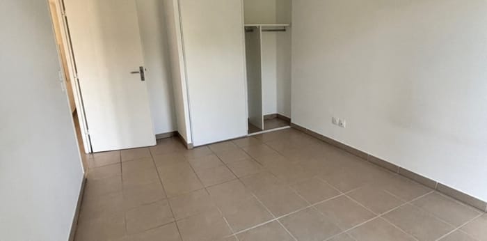 Image 8 sur 8 - Appartement  ·  Location · Frejus (83600) · 3 pièces · 63m²