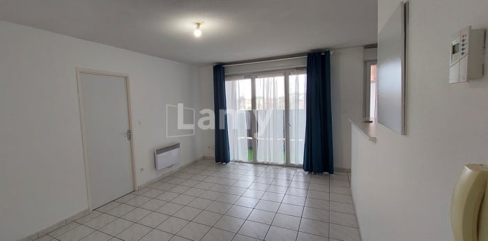 Image 6 sur 9 - Appartement  ·  Location · Agen (47000) · 2 pièces · 42m²