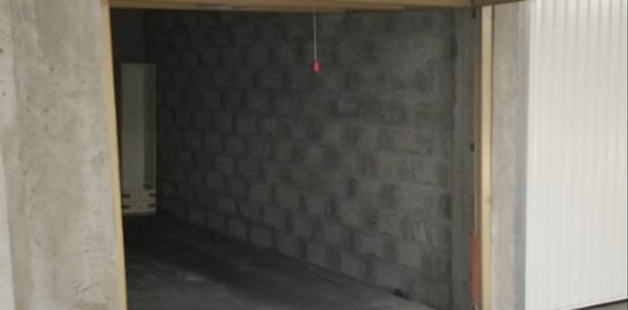 Image 2 sur 3 - Parking/box  ·  Location · Villeurbanne (69100) · 10m²