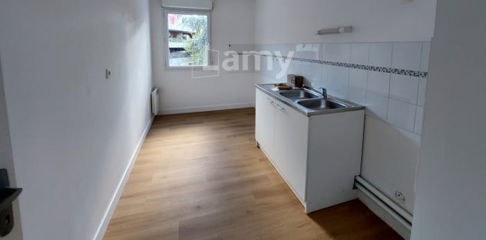 Image 10 sur 21 - Appartement  ·  Location · Nimes (30900) · 3 pièces · 66m²