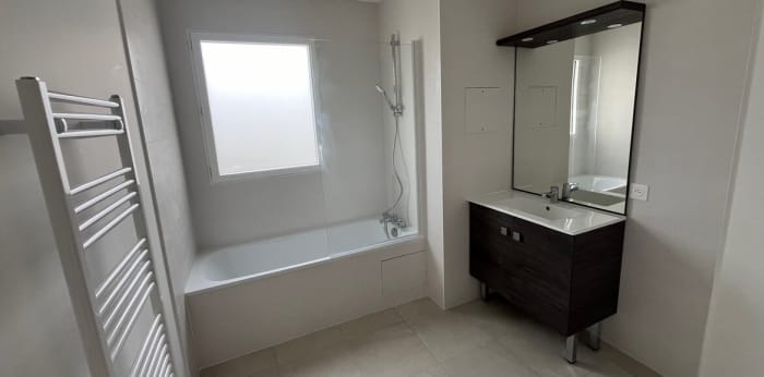 Image 7 sur 8 - Appartement  ·  Location · Bordeaux (33800) · 3 pièces · 72m²