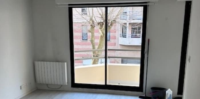 Image 1 sur 3 - Appartement  ·  Location · Toulouse (31500) · 2 pièces · 50m²