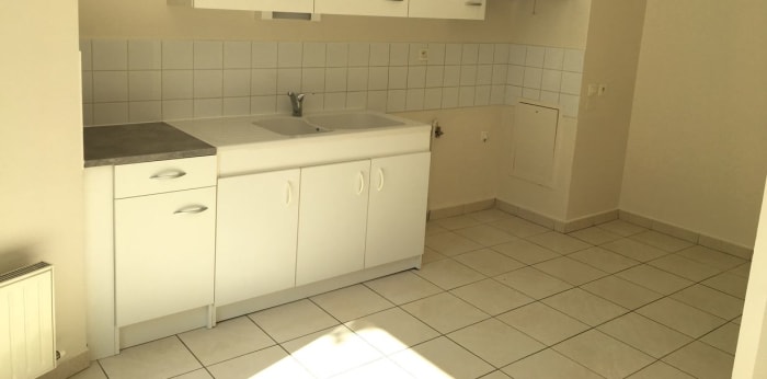 Image 2 sur 9 - Appartement  ·  Location · Grenoble (38100) · 3 pièces · 68m²