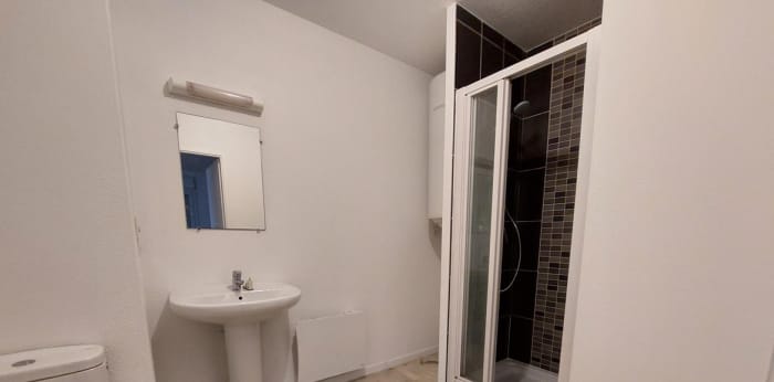 Image 6 sur 8 - Appartement  ·  Location · Les Sables D Olonne (85180) · 2 pièces · 43m²