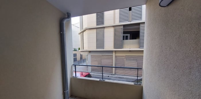 Image 13 sur 21 - Appartement  ·  Location · Nimes (30900) · 1 pièce · 27m²