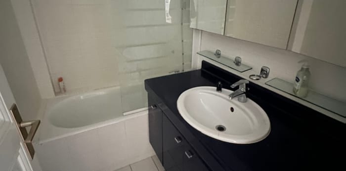 Image 7 sur 9 - Appartement  ·  Location · Paris (75015) · 3 pièces · 60m²