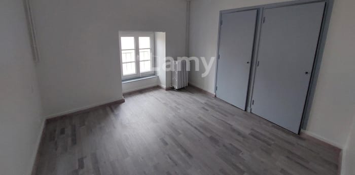 Image 6 sur 10 - Appartement  ·  Location · Issoire (63500) · 3 pièces · 81m²