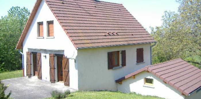Image 1 sur 12 - Maison/villa  ·  Location · Le Louverot (39210) · 6 pièces · 104m²
