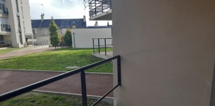 Image 7 sur 8 - Appartement  ·  Location · St Jean De La Ruelle (45140) · 1 pièce · 34m²