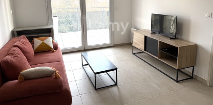 Image 8 sur 13 - Appartement  ·  Location · Arles (13200) · 2 pièces · 40m²