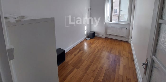 Image 6 sur 8 - Appartement  ·  Location · Lyon (69008) · 2 pièces · 48m²