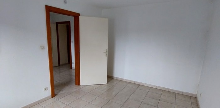 Image 3 sur 5 - Appartement  ·  Location · Mezire (90120) · 3 pièces · 60m²